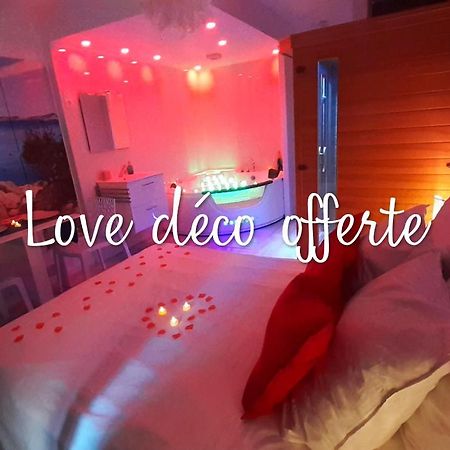 בנדול Le Bijou Appartement Avec Jacuzzi Et Sauna Privatif Terrasse Plein Sud Clim Parking Privatif מראה חיצוני תמונה